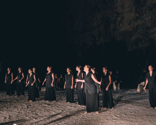 Φωτογραφικό Λεύκωμα από την παράσταση «Ιφιγένεια η εν Αυλίδι»
