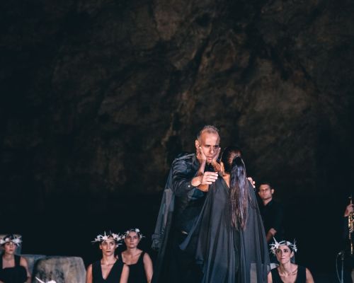 Φωτογραφικό Λεύκωμα από την παράσταση «Ιφιγένεια η εν Αυλίδι»