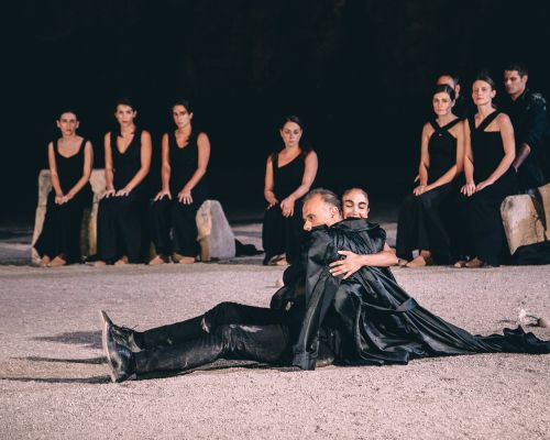 Φωτογραφικό Λεύκωμα από την παράσταση «Ιφιγένεια η εν Αυλίδι»