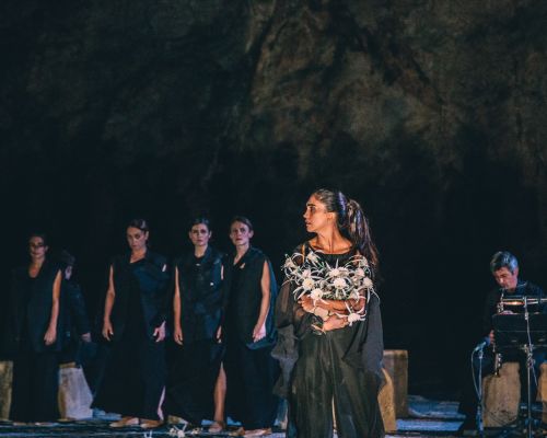 Φωτογραφικό Λεύκωμα από την παράσταση «Ιφιγένεια η εν Αυλίδι»