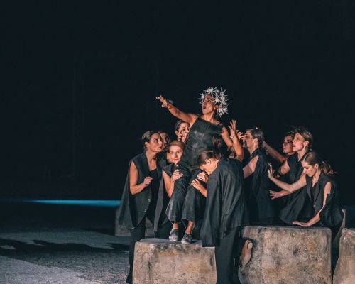 Φωτογραφικό Λεύκωμα από την παράσταση «Ιφιγένεια η εν Αυλίδι»