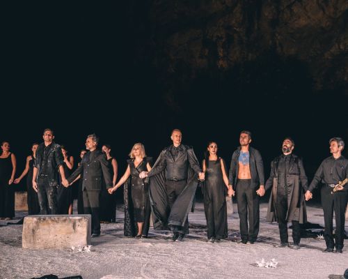 Φωτογραφικό Λεύκωμα από την παράσταση «Ιφιγένεια η εν Αυλίδι»