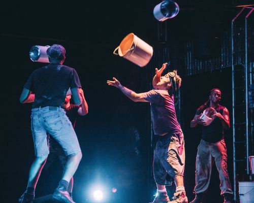 «Stomp»: Φωτογραφικό Λεύκωμα από την συναυλία