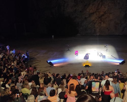 Φωτογραφικό Λεύκωμα από την Θεατρική παράσταση Σέρρα - Η ψυχή του Πόντου