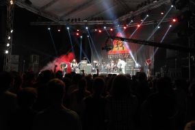      SCHOOLWAVE FESTIVAL