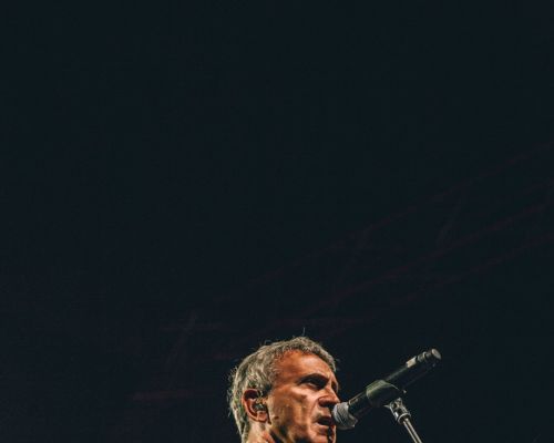 «Αφιέρωμα στον Μάνο Ελευθερίου»: Φωτογραφικό Λεύκωμα από τη συναυλία