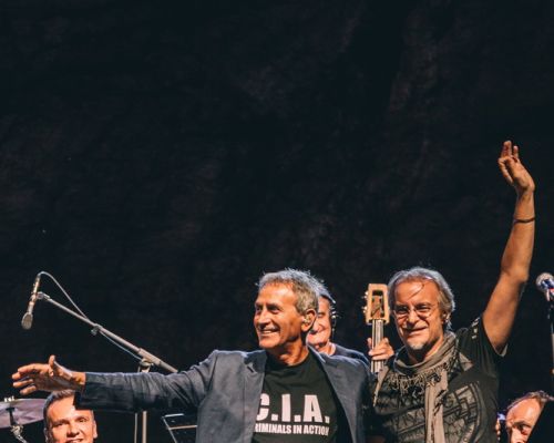 «Αφιέρωμα στον Μάνο Ελευθερίου»: Φωτογραφικό Λεύκωμα από τη συναυλία