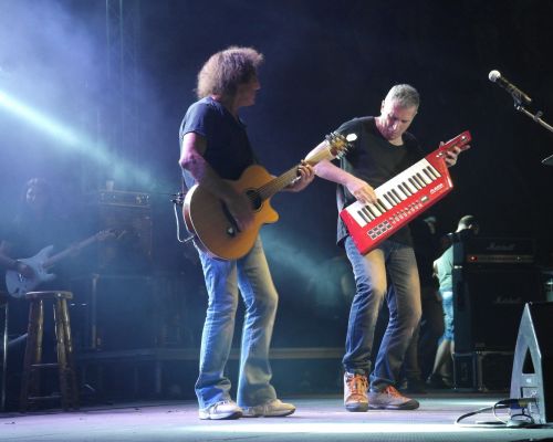 Φωτογραφικό λεύκωμα από την συναυλία του Βασίλη Παπακωνσταντίνου