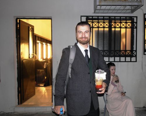 Φωτογραφικό λεύκωμα από την θεατρική παράσταση «ΛΩΞΑΝΤΡΑ» - ΜΑΡΙΑΣ ΙΟΡΔΑΝΙΔΟΥ