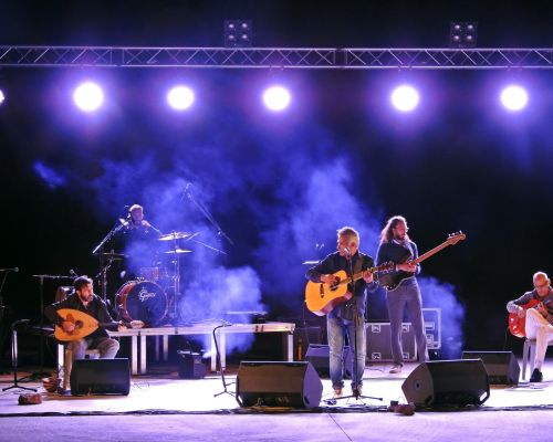 ΦΩΤΟΓΡΑΦΙΚΟ ΛΕΥΚΩΜΑ ΑΠΟ ΤΗΝ ΣΥΝΑΥΛΙΑ ΤΗΣ ΦΩΤΕΙΝΗ ΒΕΛΕΣΙΩΤΟΥ: ΚΑΙ ΤΟΥ ΠΑΝΤΕΛΗ ΘΑΛΑΣΣΙΝΟΥ 