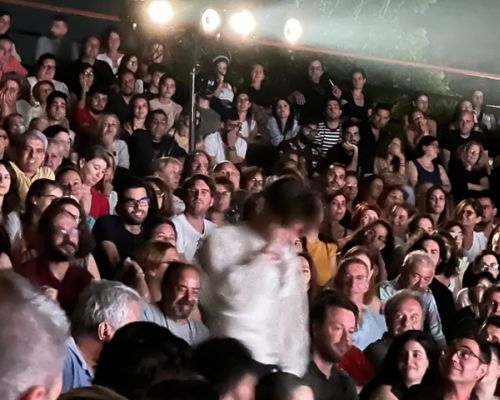 Φωτογραφικό Λεύκωμα από την θεατρική παράσταση Ν.Β. ΓΚΟΓΚΟΛ - ΟΙ ΠΑΙΧΤΕΣ