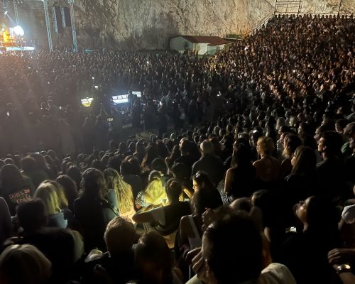 Φωτογραφικό Λεύκωμα από την συναυλία της ΝΑΤΑΣΑ ΜΠΟΦΙΛΙΟΥ