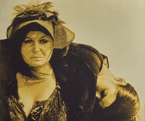 «Ούρλιαζε για να ΄χεις τη χαρά να ακούς τη φωνή σου» της Μαρία Καραμητσοπούλου