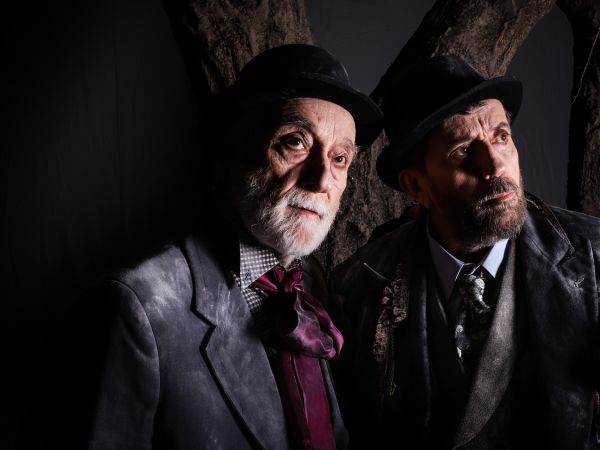 «Περιμένοντας τον Γκοντό»<br>του Σάμιουελ Μπέκετ «Περιμένοντας τον Γκοντό»<br>του Σάμιουελ Μπέκετ